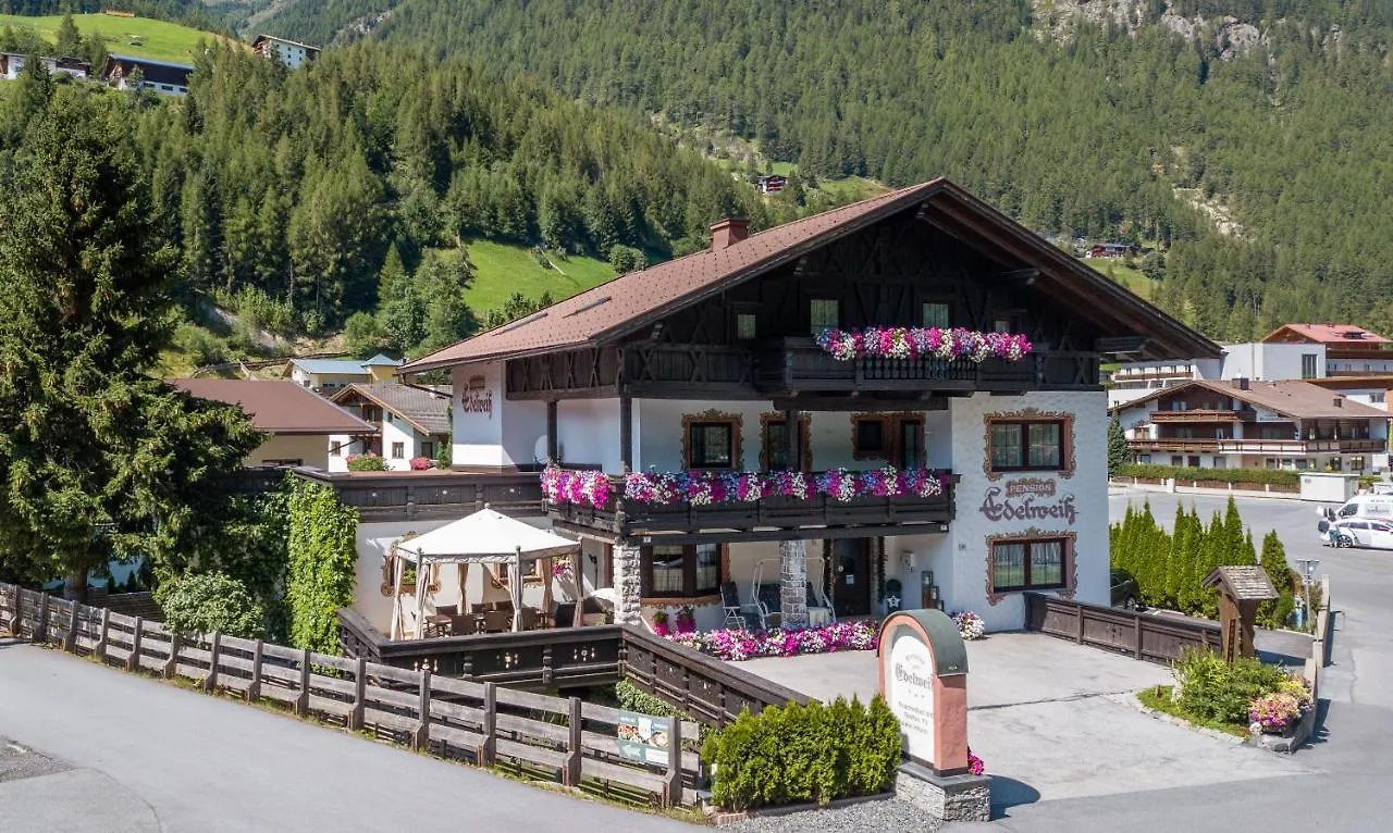 Edelweiss Echt-Charmant 3*, Sölden